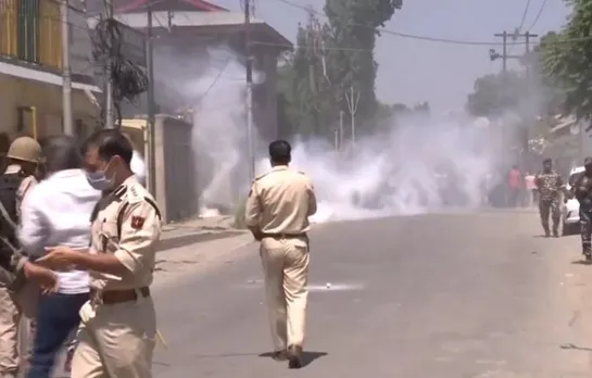 Police use batons, tear gas to quell protest over killing of Kashmiri Pandit employee at govt office