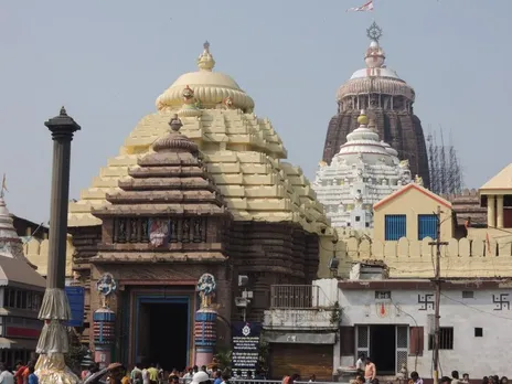 In digital India, e-sevas are the new custom in temples