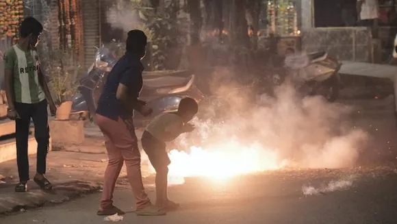 Despite ban, firecrackers burst in many parts of Delhi on Diwali night