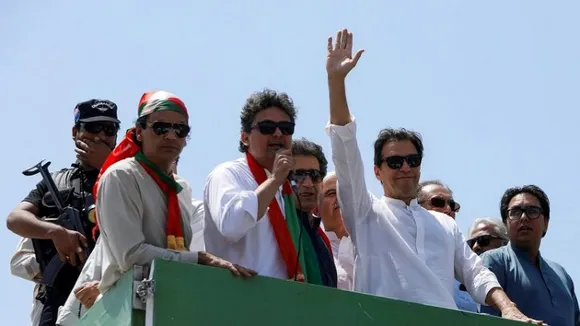 Imran Khan reached out to Zardari for reconciliation ahead of no-trust vote