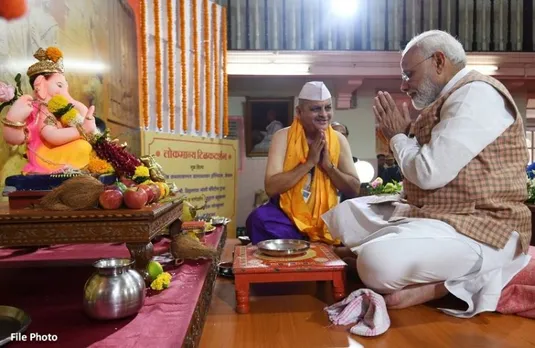 PM Modi greets people on Ganesh Chaturthi