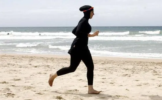 France's top administrative court suspends burkini ban