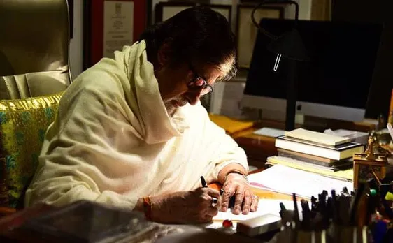 Amitabh Bachchan's emotional letter to grandchildren: Don't worry about Log Kya Kahenge