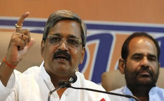 Delhi BJP chief Satish Upadhyay writes to Anna Hazare on AAP issue