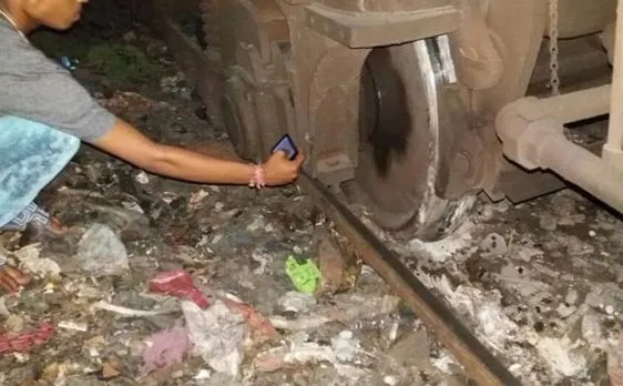 Chennai-New Jalpaiguri express train engine derails, no casualties reported