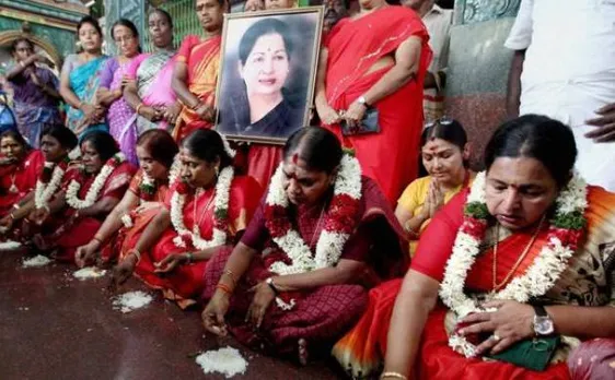  5 ways Jayalalitha supporters pray for her recovery