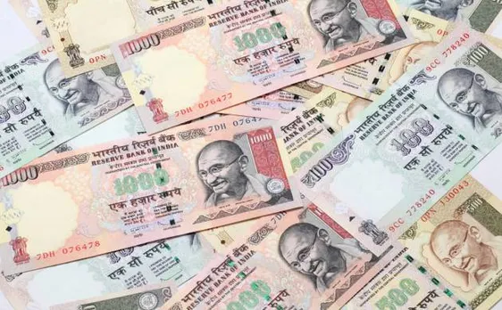 All notes exchange stopped from today, Rs 1,000 notes can only be deposited in banks, old Rs 500 note can be used for exempted services till Dec 15