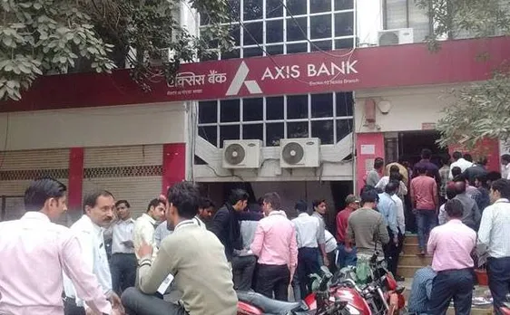 Delhi: I-T officers find 44 fake accounts with deposits worth over Rs 100 crore in Axis bank branch