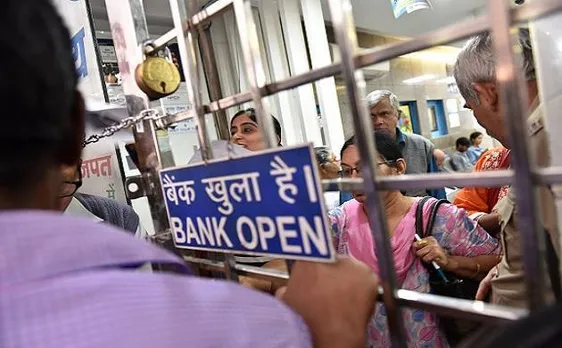 Fumed by cash crunch customers vandalise bank in Muzaffarnagar