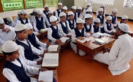 Celebrate Independence Day but donâ€™t sing national anthem, Bareilly qazi asks Barelvi madrasas