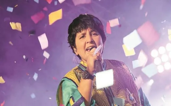 Dandiya queen Falguni Pathak to get Rs.19.44 lakhs on each day of Navratri