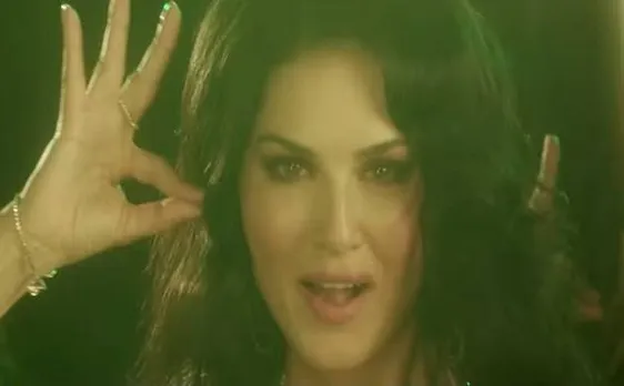 Watch: Sunny Leone is back with â€˜Barbie Girlâ€™ song in â€˜Tera Intezaarâ€™