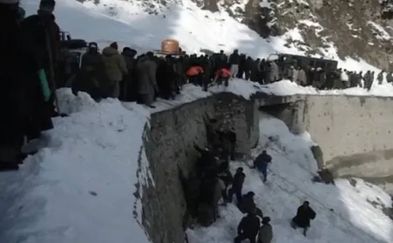 Kupwara avalanche: 7-year-old boy rescued, death toll rises to 11