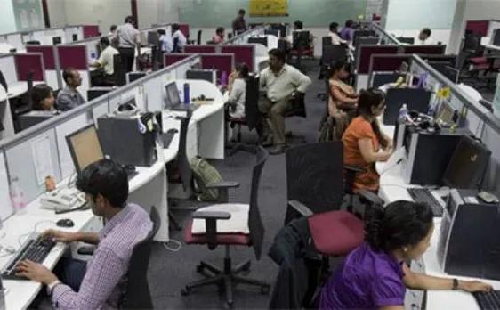 Gurgaon police busts illegal call centers, arrest 30 