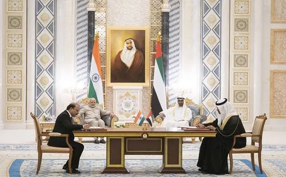 PM Narendra Modi woos investors at Oman-India business meeting