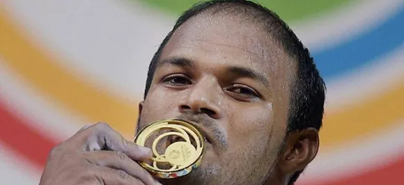 CWG 2018: Weightlifter Sathish Kumar Sivalingam wins gold in men's 77 kg category