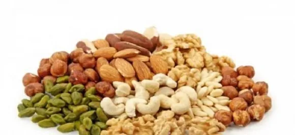 Nuts for the hearts:  Know the five benefits of eating nuts