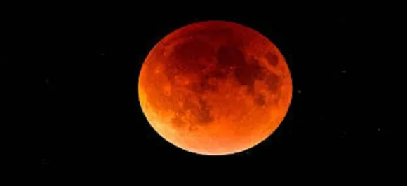 When the Red Moon and the Red Planet turn brightest and biggest