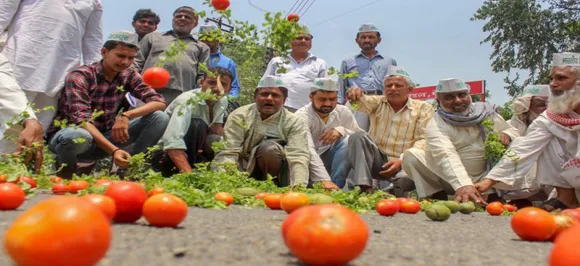 Kisan-Mazdoor Sangharsh rally: CPI-M backed farmers start protest march from Ramlila Maidan to Parliament