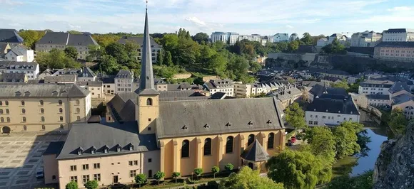 Luxembourg now the first country in the world to make public transport free