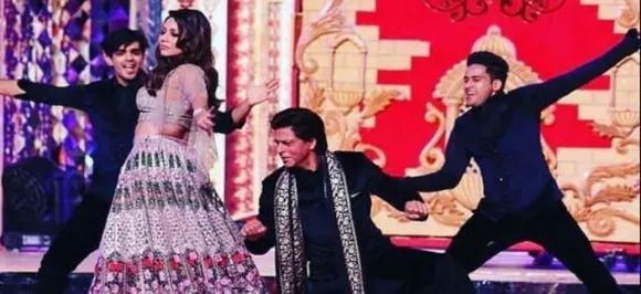 Shah Rukh Khan, Aamir Khan, Hillary Clinton shake a leg at Isha Ambani-Anand Piramal Sangeet