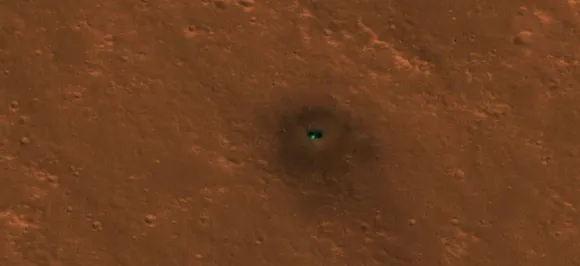 NASA Mars Insight lander spotted in first images from space