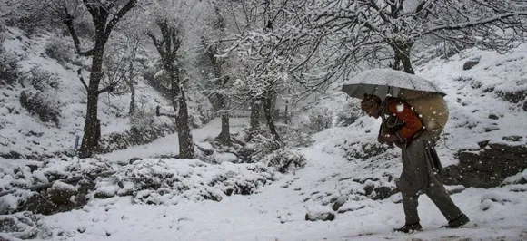 Cold wave grips Kashmir, Leh records coldest night at minus 15.8 degrees Celsius 