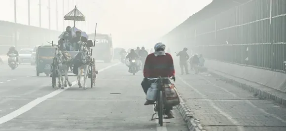 Delhi continues to battle severe pollution, over 80 flights delayed due to low visibility at IGI airport