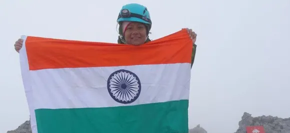 Indiaâ€™s Arunima Sinha becomes world's first woman amputee to climb highest peak of Antarctica, PM Modi hails the achievement 