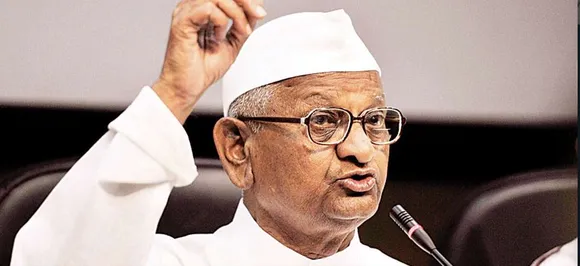 Anna Hazare calls off his indefinite fast after meeting Maharashtra CM Devendra Fadnavis 