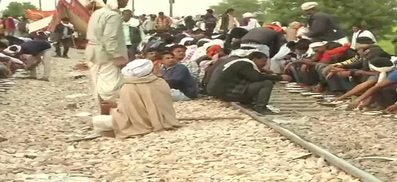 Gujjar Quota Agitation: Shots fired, police vehicles torched, train tracks blocked on Day 3