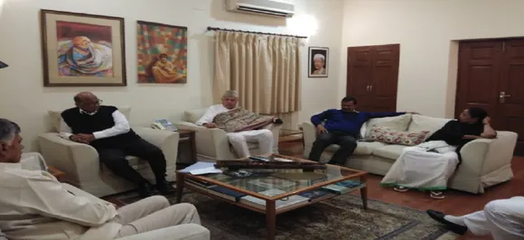 After Delhi rally, opposition leaders meet at Sharad Pawar's house, agree on 'principal target' 