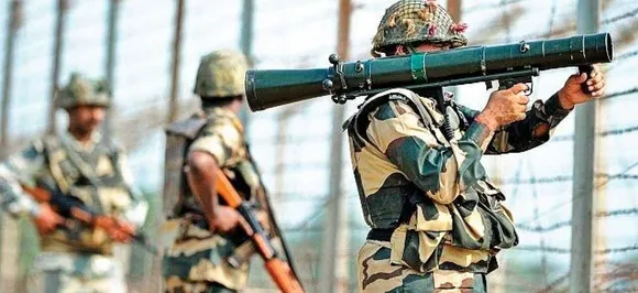 Pakistan Army begins heavy shelling at Mendhar Sector, India retaliates 