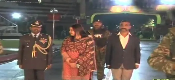 IAF Wing Commander Abhinandanâ€™s aircraft reaches Delhi's Palam airport