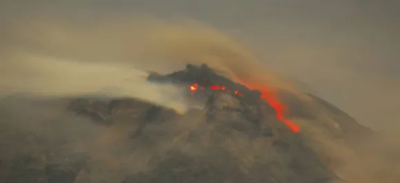 Volcano erupts in Indonesia's Bali, lava spread over 3 kilometres from crater