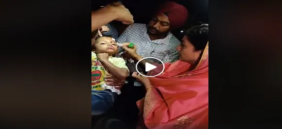 VIDEO | Harsimrat Kaur steps out of convoy, helps family injured in road accident 