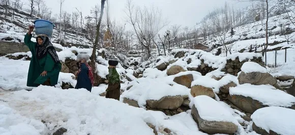 Amid intense heatwave conditions, rain, snowfall bring relief in Jammu and Kashmir