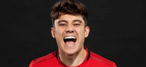 Manchester United complete signing of Wales winger Daniel James