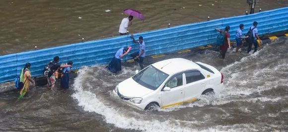 Monsoon: Death toll rises to 35 across Maharashtra, IMD issues warning of 'heavy' downpour