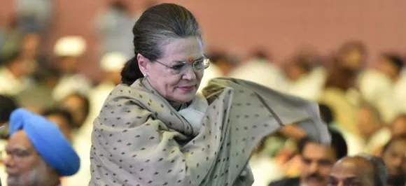 Congress in Telangana wants Sonia to be 'saviour of situation'