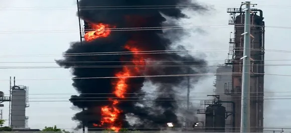 US: Massive fire breaks out at Exxon Mobil refinery in Baytown 