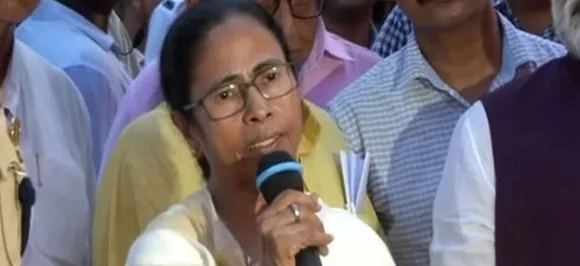 Mamata Banerjee On Chandrayaan-2 Landing: Attempt To Divert Attention From Economic Disaster 