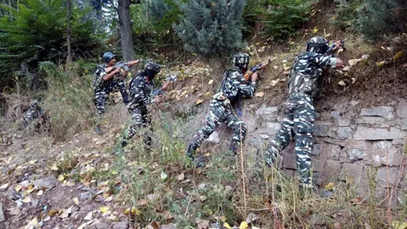 Pakistan violates ceasefire along LoC in J-K's Poonch district