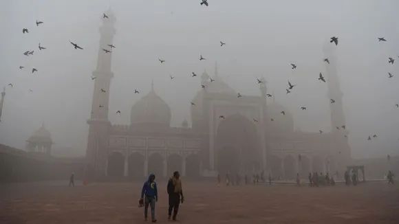 Delhi Air Quality Remains Poor For Third Day, Likely To Deteriorate Further