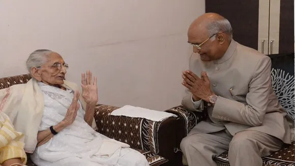 President Kovind Meets PM Modi's Mother Heeraben, Seeks Blessings