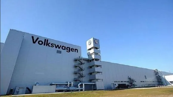 Volkswagen Delays Decision On New Turkey Factory Over Syria Conflict