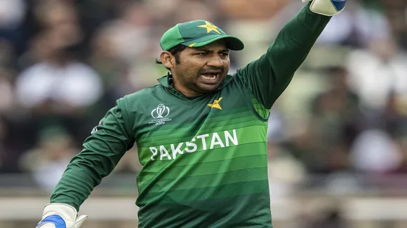 Sarfaraz Ahmed Sacked As Pakistan Test And T20I Skipper, Azhar Ali And Babar Azam New Skippers