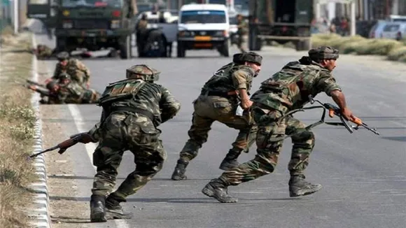 J-K: Joint Patrol Party Of CRPF, Police Attacked By Terrorists In Srinagar's Karan Nagar 