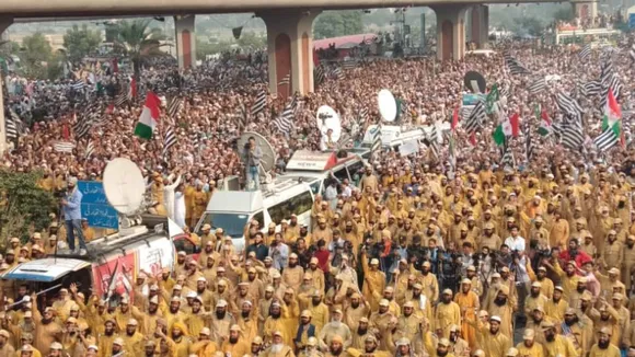 Pakistan: 'Azadi March' Against Imran Khan Govt Reaches Islamabad, Massive Protest Rally Today