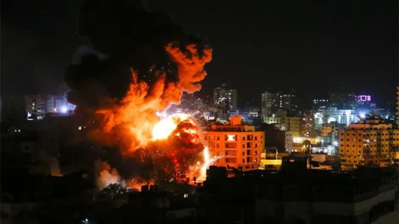 Israeli Retaliatory Airstrikes Kill Palestinian, Claims Gaza Ministry